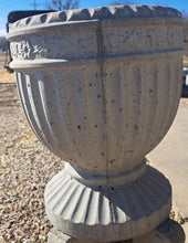 Load image into Gallery viewer, Locally custom poured concrete planters, benches, and pavers